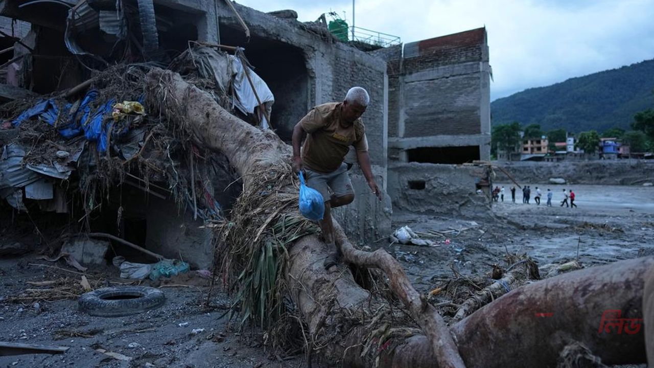 বিধ্বংসী বন্যার পরে নেপাল