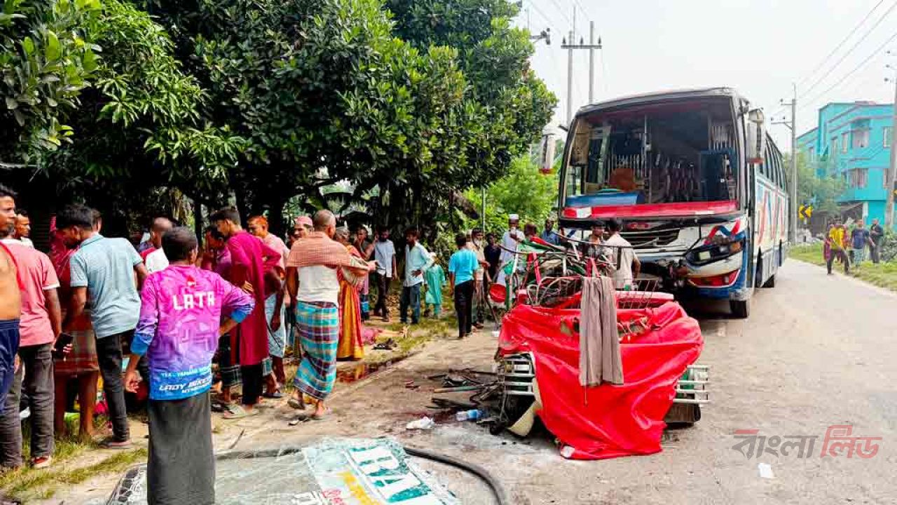 ময়মনসিংহে বাসের চাপায় অটোরিকশার ৭ যাত্রী নিহত
