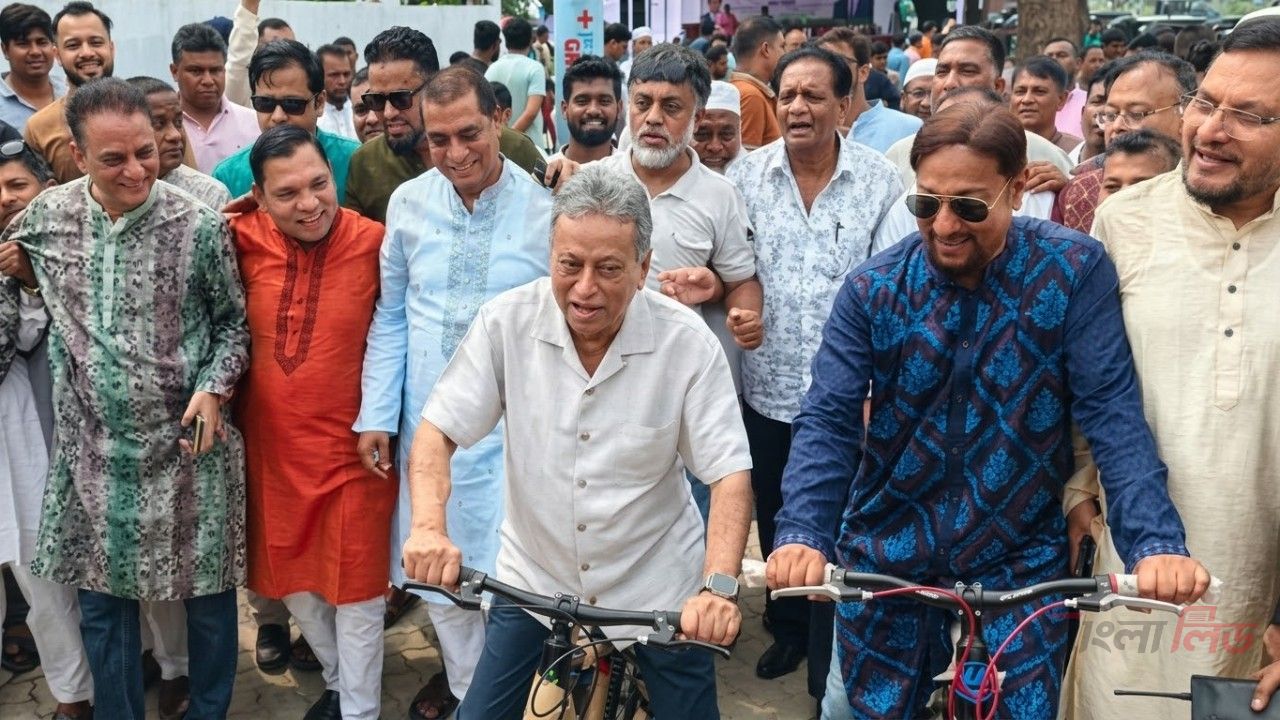 আধুনিক বিশ্বের সঙ্গে তাল মেলাতে প্রযুক্তিশিক্ষা জরুরি: অর্থমন্ত্রী