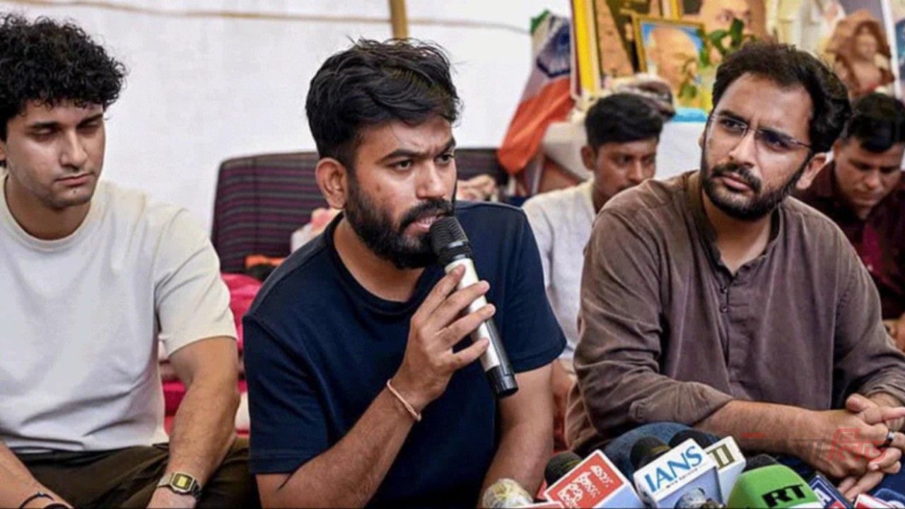 ককরোচ পার্টির শীর্ষ নেতাদের কোথায় নিয়ে গেছে পুলিশ, যা জানা গেল